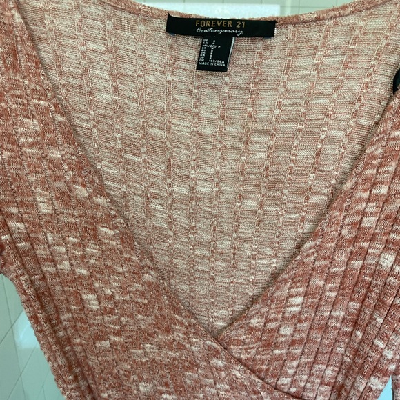 Ribbed dusty pink long sleeve midi dress with side slits. Excellent used cond - Picture 6 of 6